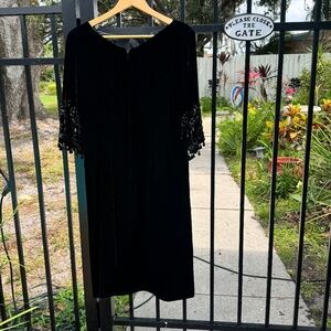 Vintage Black Velvet Cocktail Dress Beaded Sleeves Size 14